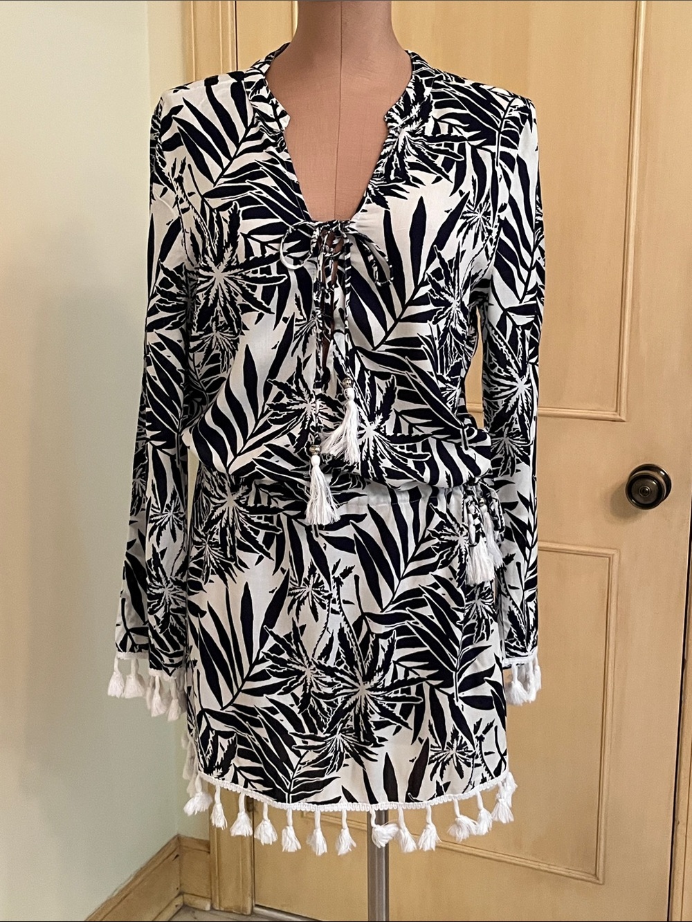 blue island Black and White Tropical Tassel Swim Coverup